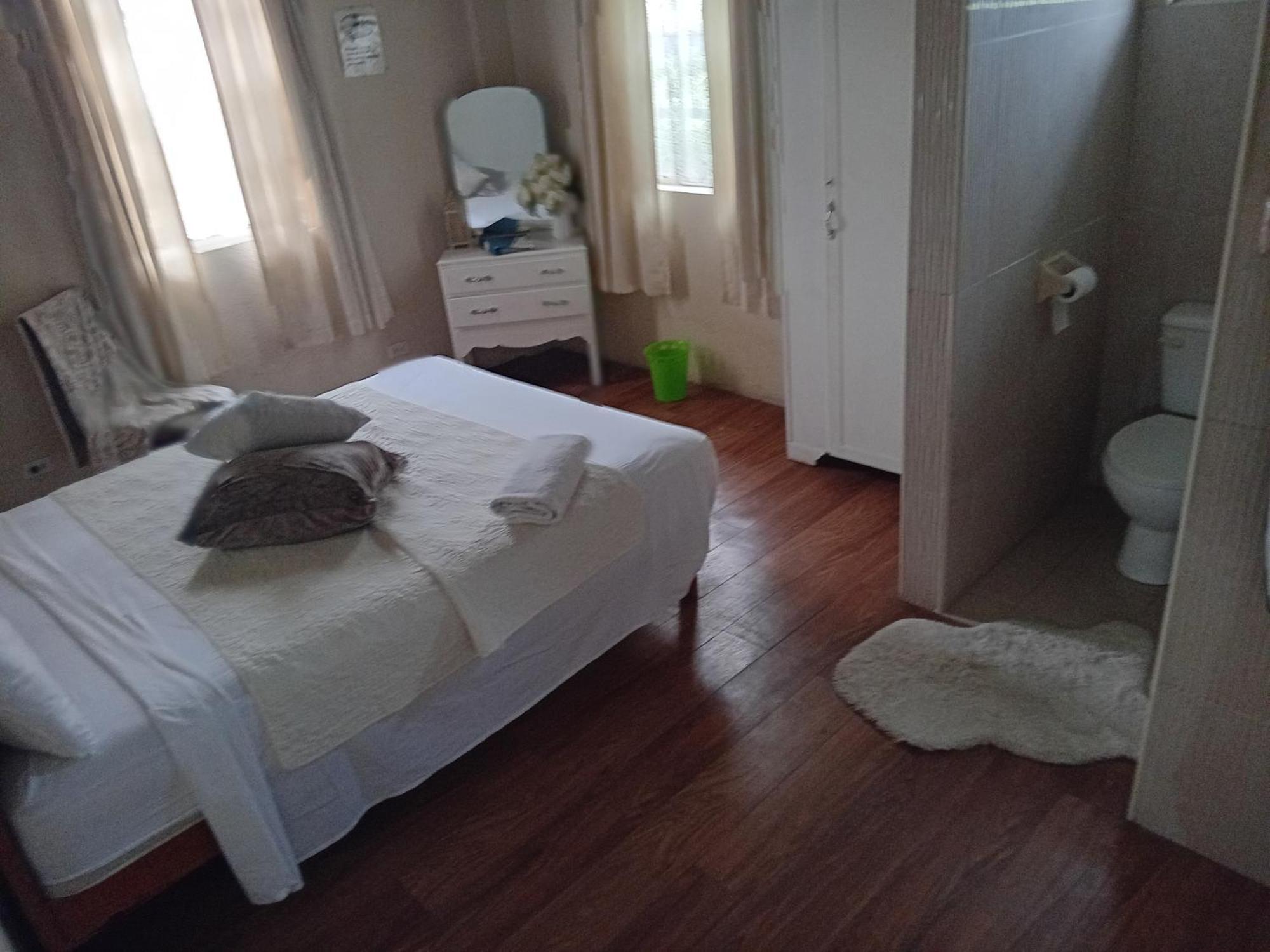 Chandler Homestay Saint Philip Bilik gambar